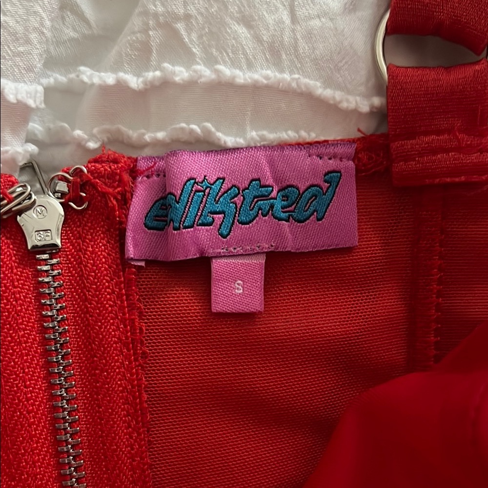 Edikted Red Tank Top - Picture 2 of 3
